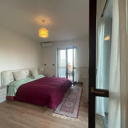 Modern Sabina *